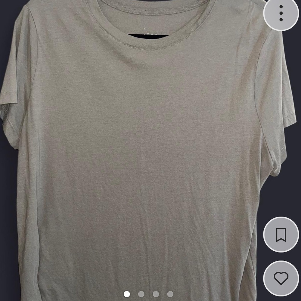 Basic taupe tee